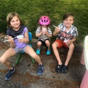 Meet your Posher, Carrie